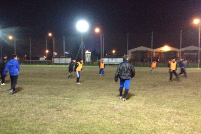 Le Aquile 2 ctg, Csi e ragazze proseguono gli allenamenti nonostante le temperature rigide. « AMICI MOZZO 2008 Football Club