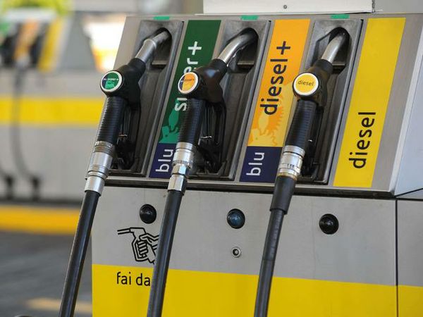 Da sabato benzina superscontata Ecco dove sono tutti i distributori - Cronaca - L'Eco di Bergamo - Notizie di Bergamo e provincia