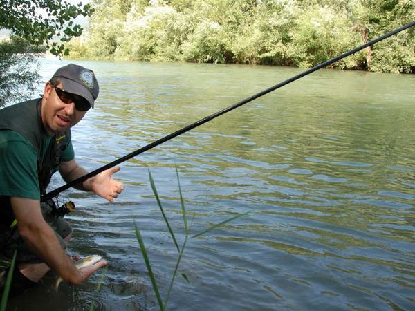 «La mia vita in mezzo al fiume» Colombo iridato di pesca alla trota - Sport - L'Eco di Bergamo - Notizie di Bergamo e provincia