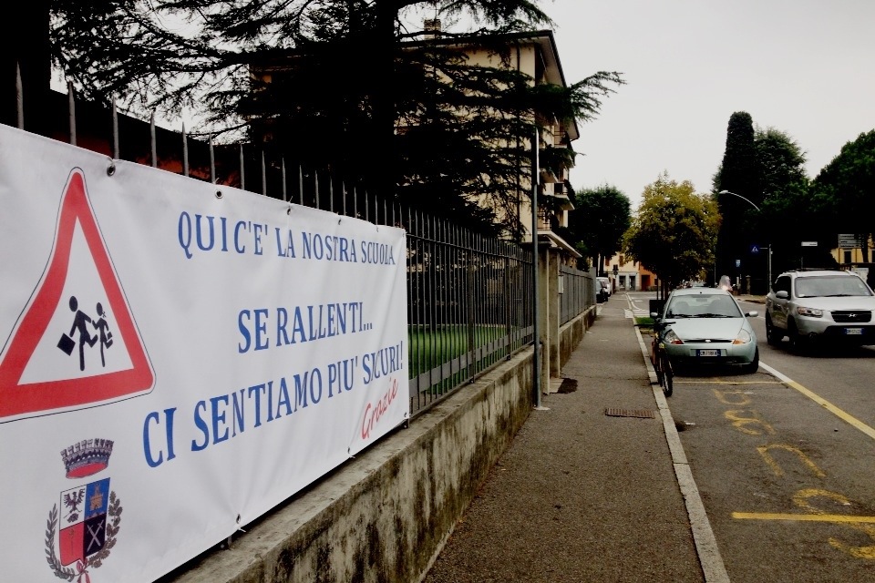 Chiusura al traffico di via A.Piatti - ::: Rete Civica del Comune di Mozzo :::