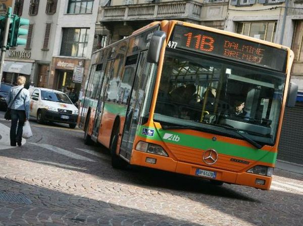 Atb, addio al vecchio ospedale La linea 9 cambia percorso - Cronaca - LEco di Bergamo - Notizie di Bergamo e provincia
